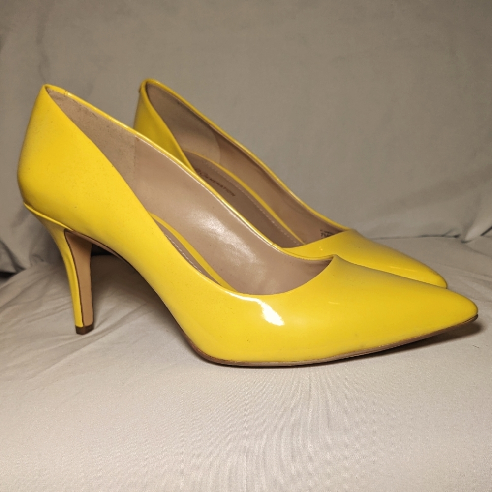 Yellow Faux Patent Leather Heels, BCBGeneration, Size 7.5, 3" Heel